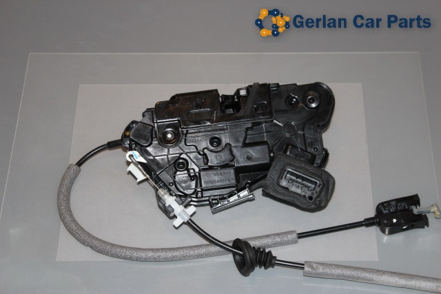 Volkswagen Polo Door Lock Mechanism Front Passengers Side